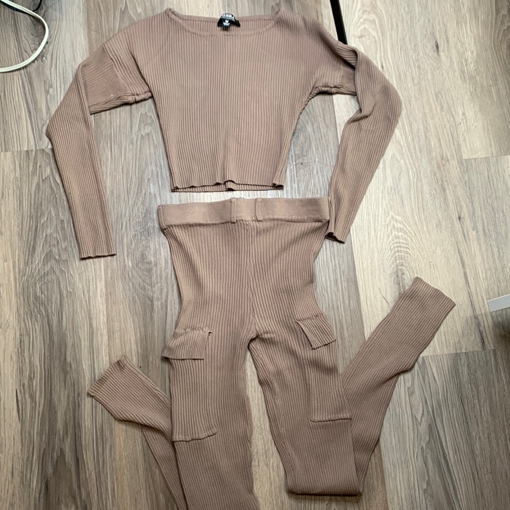 Two pc set